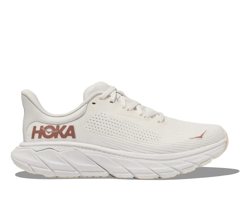 Hoka Women's Arahi 7 in Blanc De Blanc/Rose Gold