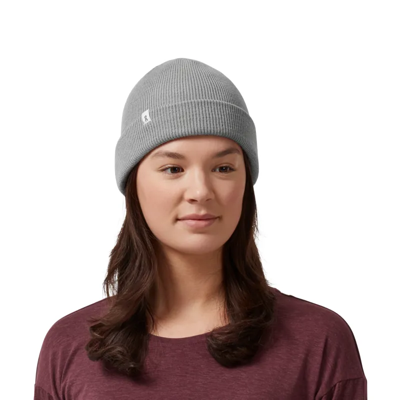On Running Adult Merino Beanie in Lunar Grey-4