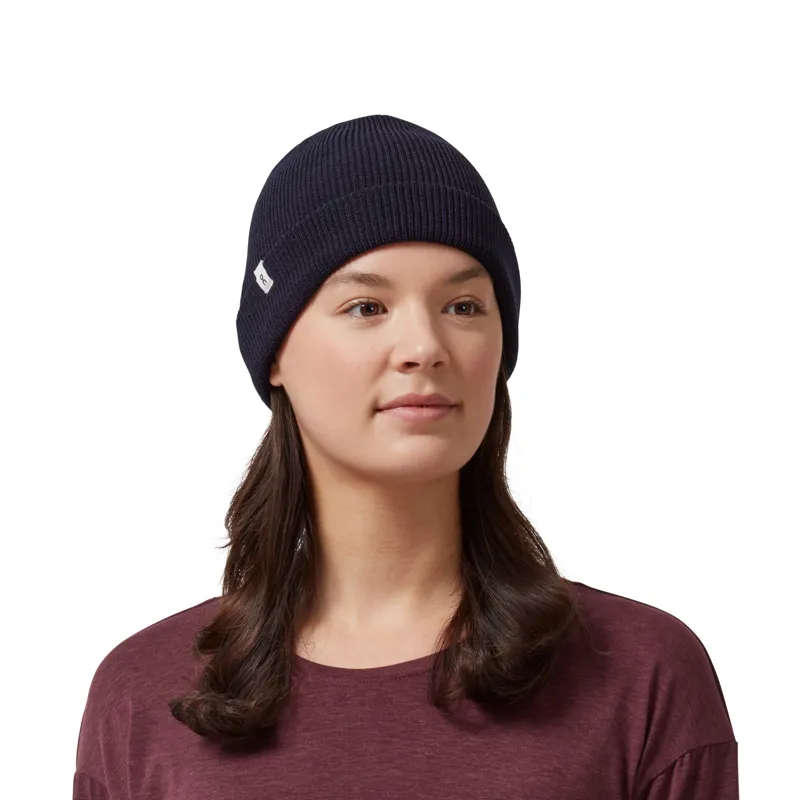 On Running Adult Merino Beanie in Navy-2
