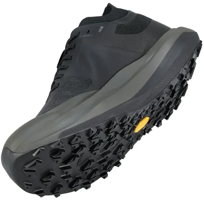 Arc'teryx Men's Sylan in Black/Shark-1