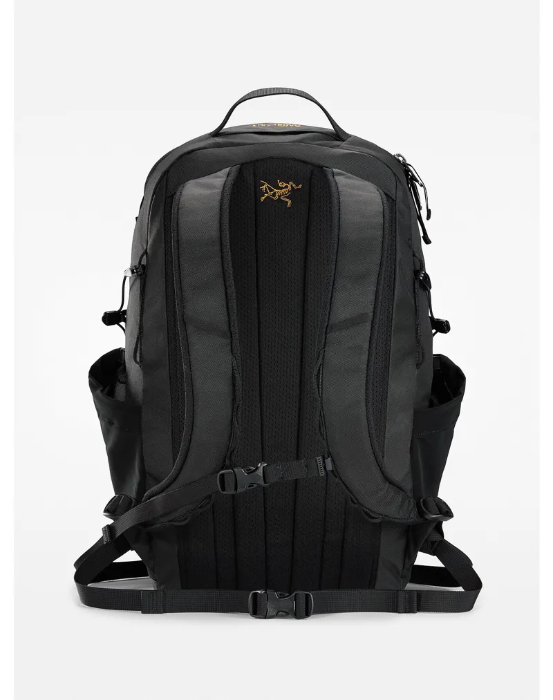 Arc teryx Mantis 26L Backpack in Black