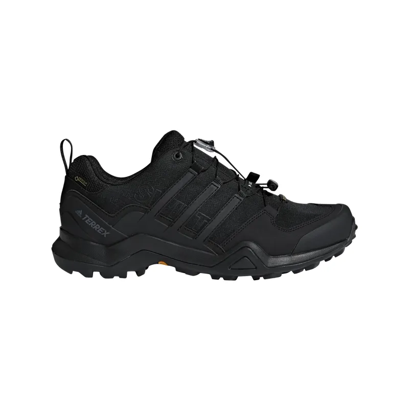 cm7492_1_footwear_photography_