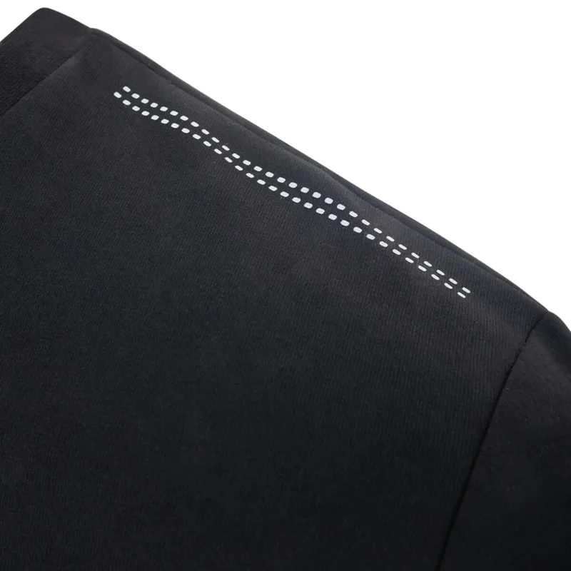 Cruyff Men's Plateau T-Shirt in Black-4