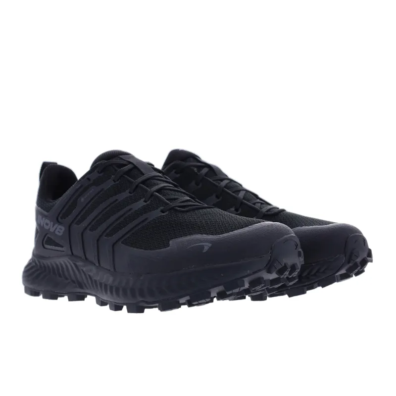 Inov-8 Men's Roclite Low Gore-Tex in Black/Dark Grey-4