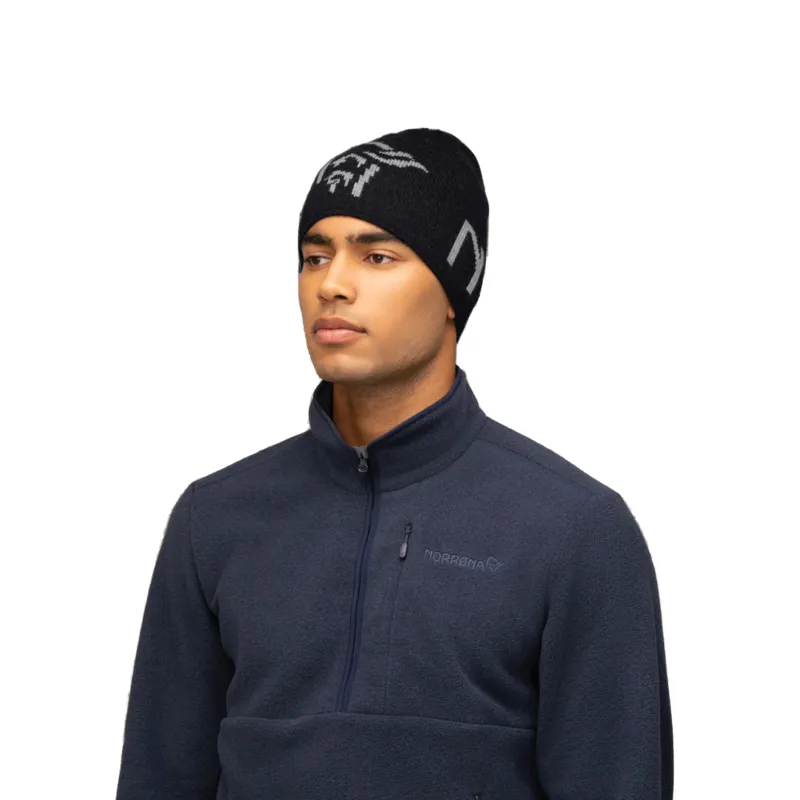 Norrona /29 Mid Merino Ull Logo Beanie in Caviar Melange -3