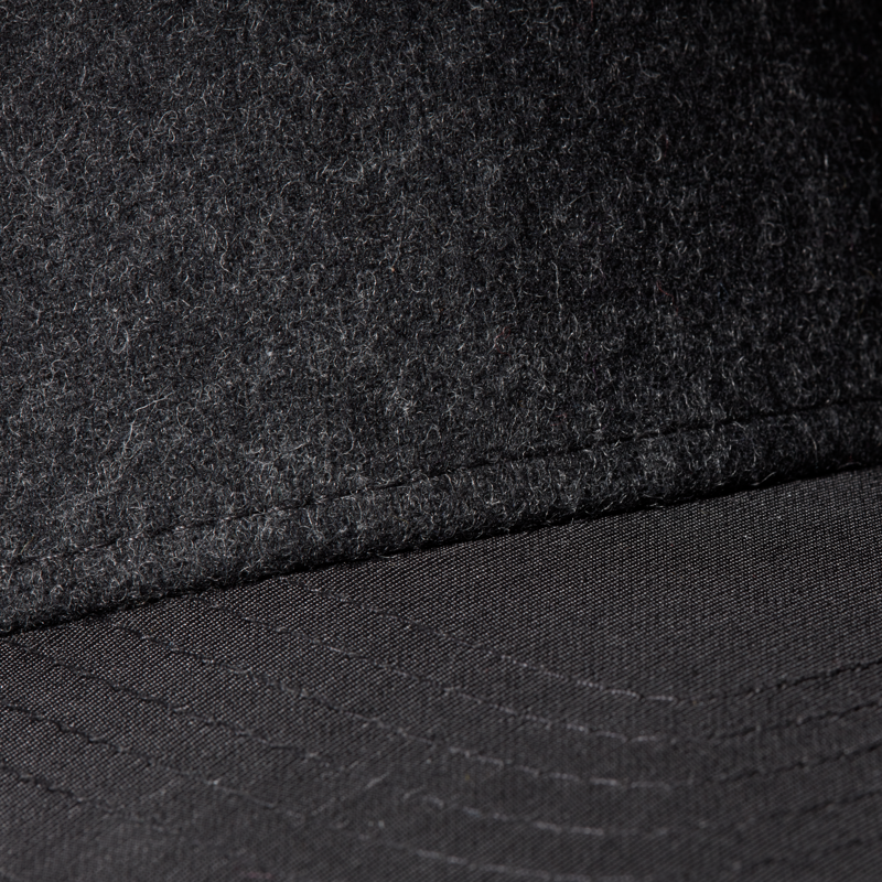 Mammut Alnasca Cap in Black/Phantom-1