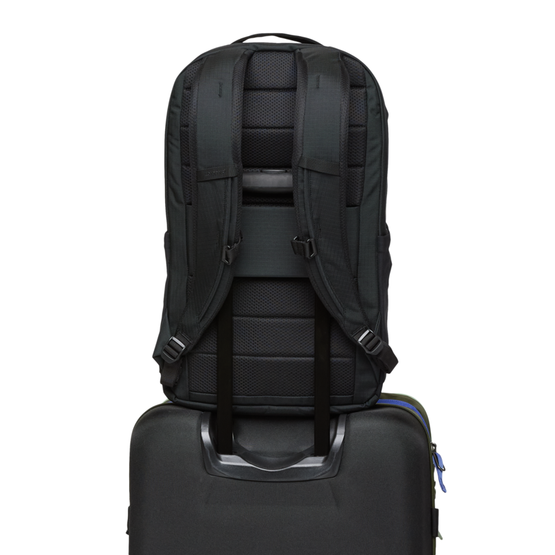 Cotopaxi Allpa 26L Daypack in Black-7