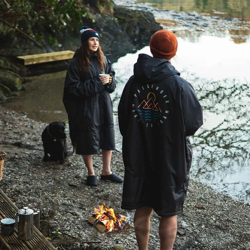 Passenger Adult Escapism Recycled Sherpa Lined Changing Robe in Black-7