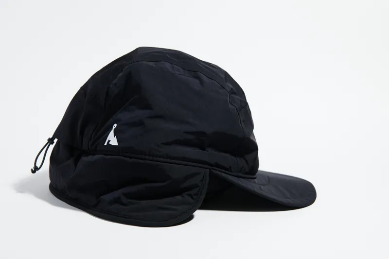 Vaga Padded Hiker Cap in Black-1