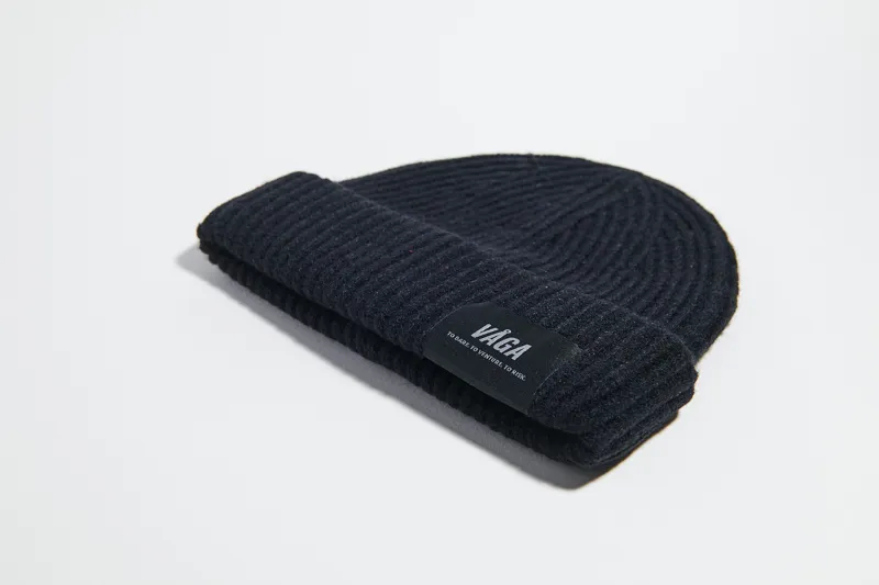 Vaga Mid Weight Beanie in Black-2