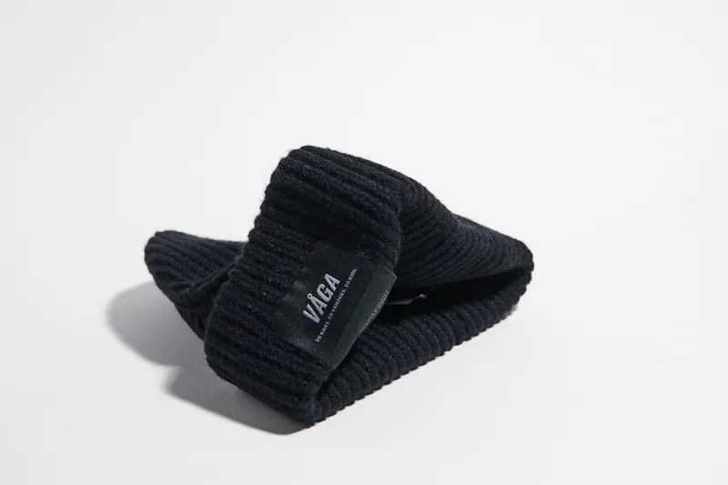 Vaga Mid Weight Beanie in Black-1