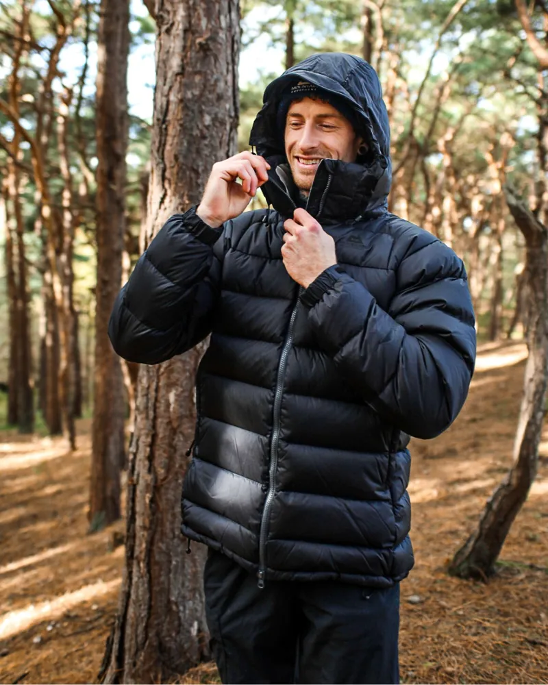 Mountain Equipment Men's Lightline Block Jacket in Black/Black Logo-1