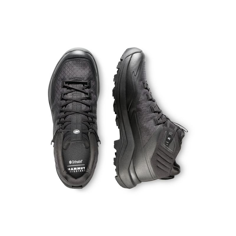 Mammut Men's Sertig III Mid GTX in Black-3