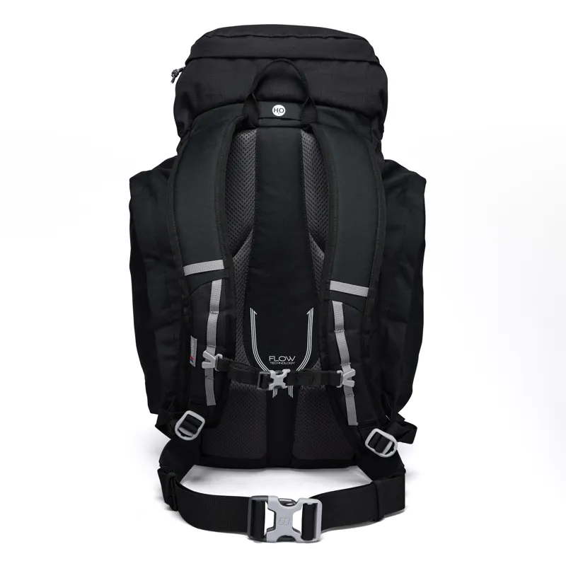 Berghaus Arrow 30 in Black/Extreme Red-2