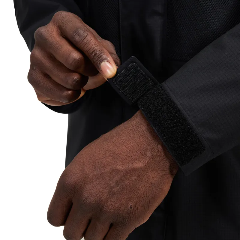 Berghaus Unisex Storm 25 Jacket in Black-6