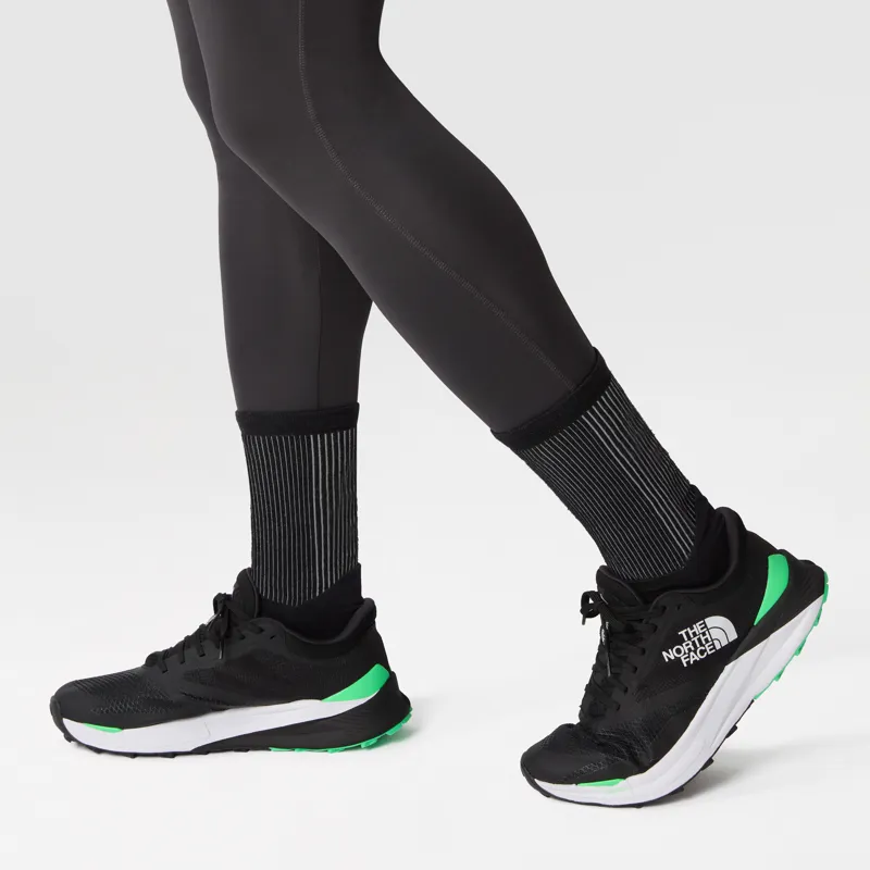 The North Face Men's Vectiv Enduris 3 in Black/Chlorophyll Green-5