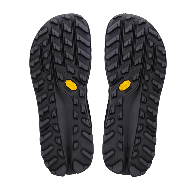 Altra Men's Olympus 7 in Black/Black/Dark Shadow-3