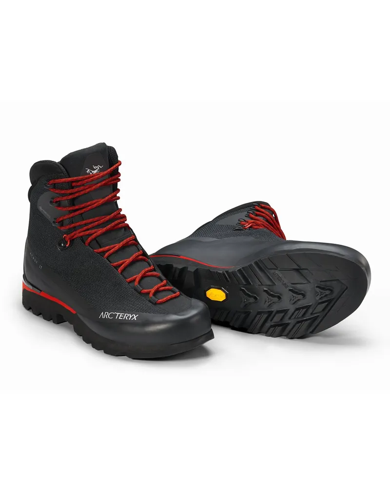 Arc'teryx Men's Acrux LT Gore -Tex Boots in Black/Helios-9