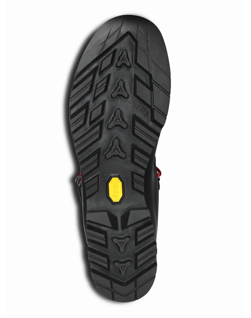 Arc'teryx Men's Acrux LT Gore -Tex Boots in Black/Helios-7