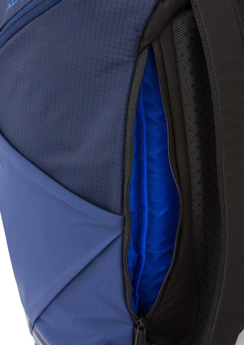 Rab Adrift 30 Medium in Deep Ink -6