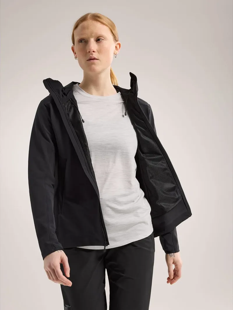 Arc'teryx Women's Gamma Hoody in Black-5