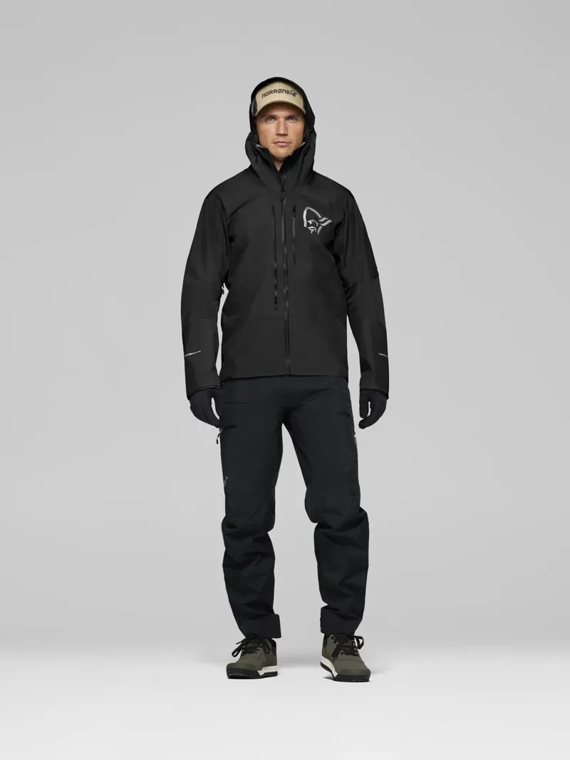 Norrona Men's Fjørå Gore-Tex Pro Jacket in Caviar Black-4