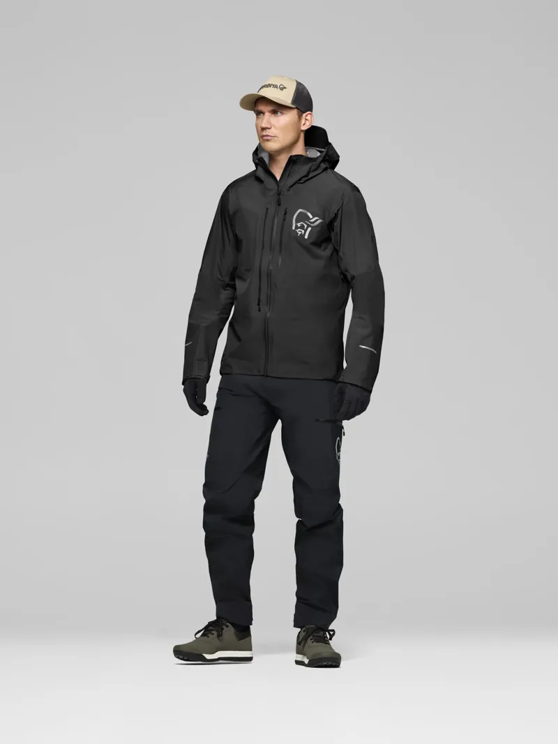 Norrona Men's Fjørå Gore-Tex Pro Jacket in Caviar Black-3