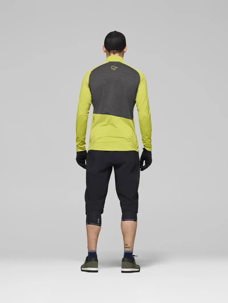 Norrona Men's Fjørå Equaliser Zip Neck in Golden Lime-4