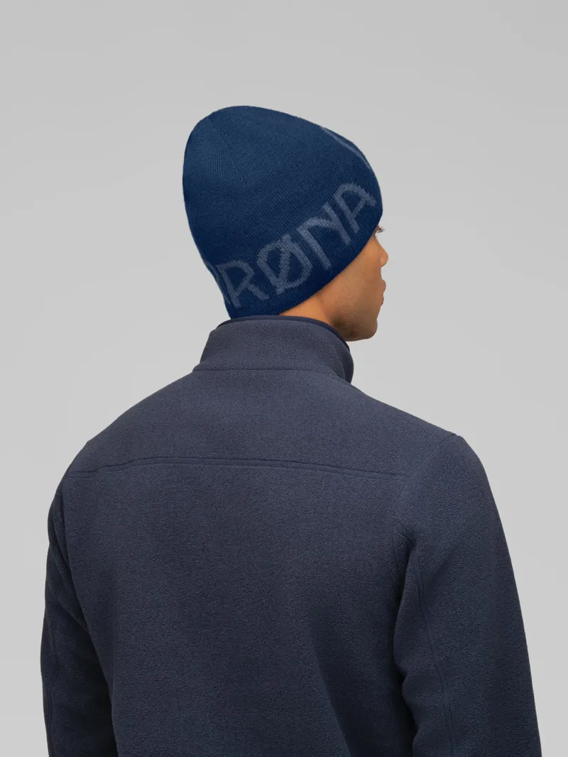 Norrona /29 Mid Merino Ull Logo Beanie in Indigo Night Melange-2