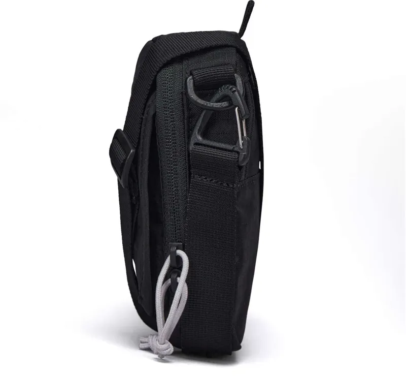 Berghaus Logo X-Body Small in Black-2