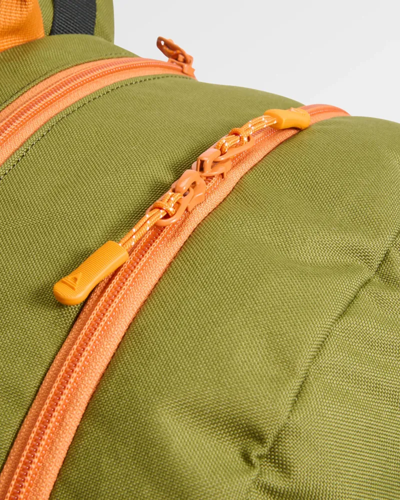 Passenger Boondocker Zip 22L Backpack in Black/Khaki-5