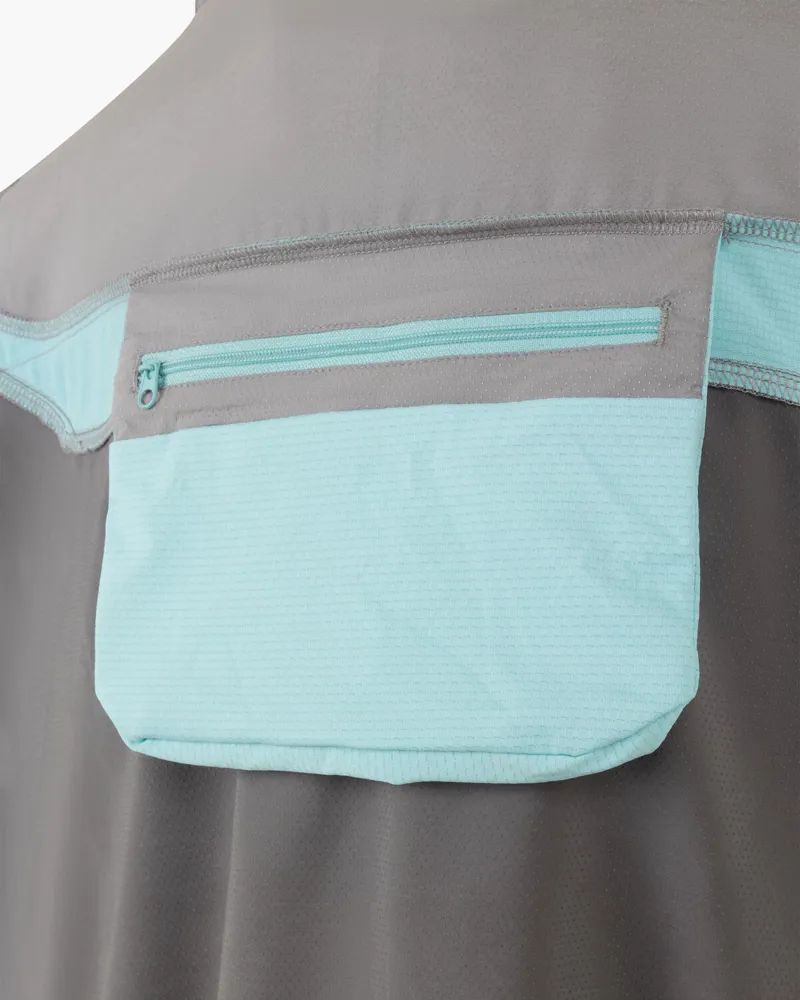 Cruyff Men's Igneous Windbreaker in Grey-4