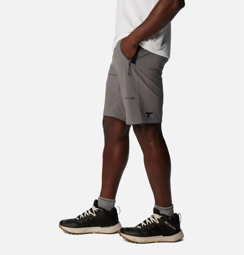 Columbia Men's Triple Canyon II Hiking Shorts in City Grey-2