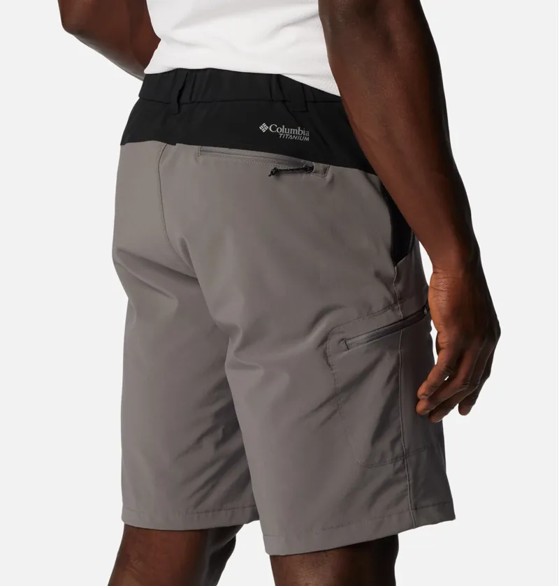 Columbia Men's Triple Canyon II Hiking Shorts in City Grey-4