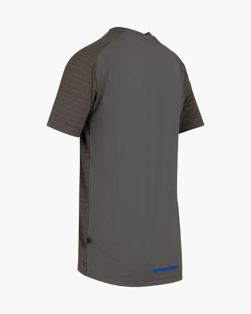 Cruyff Men's Pioneer T-shirt in Green-3