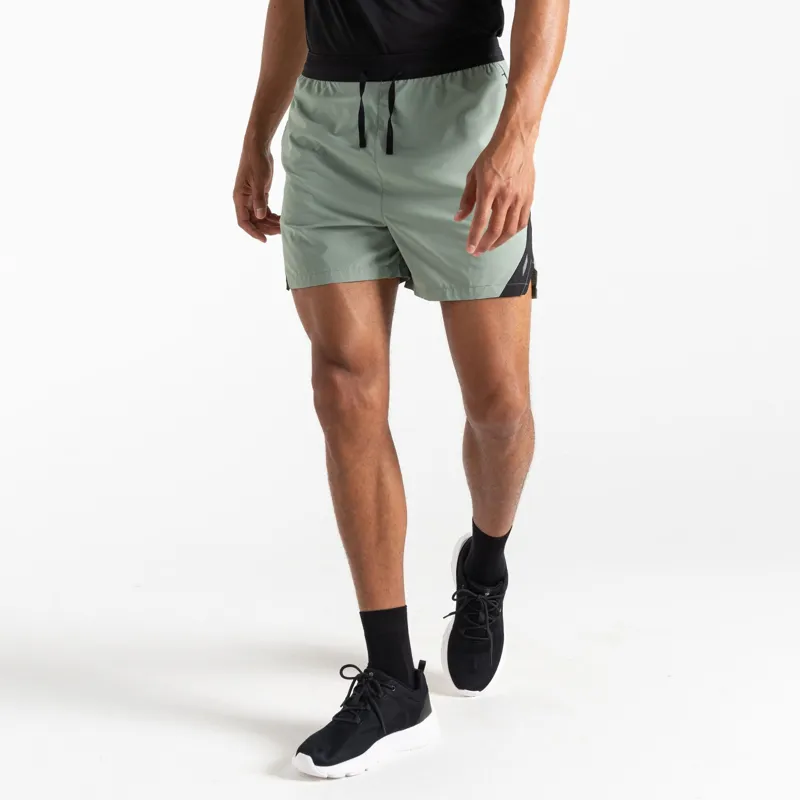 Dare2b Men's Ultimate Shorts in Lily Pad Green/Black-3