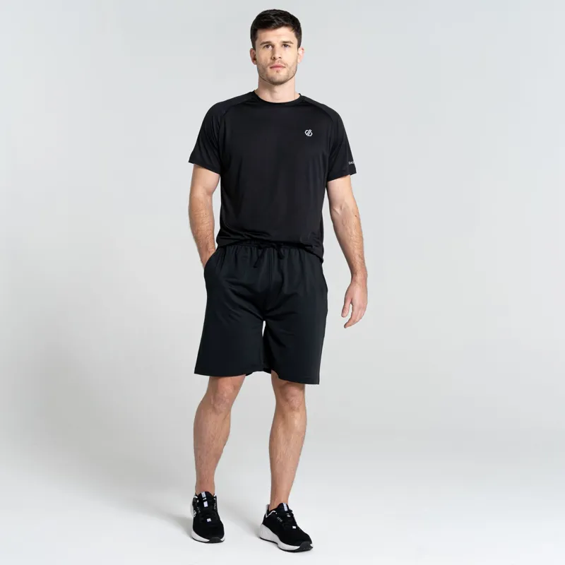 Dare2b Men's Sprinted Shorts in Black-4