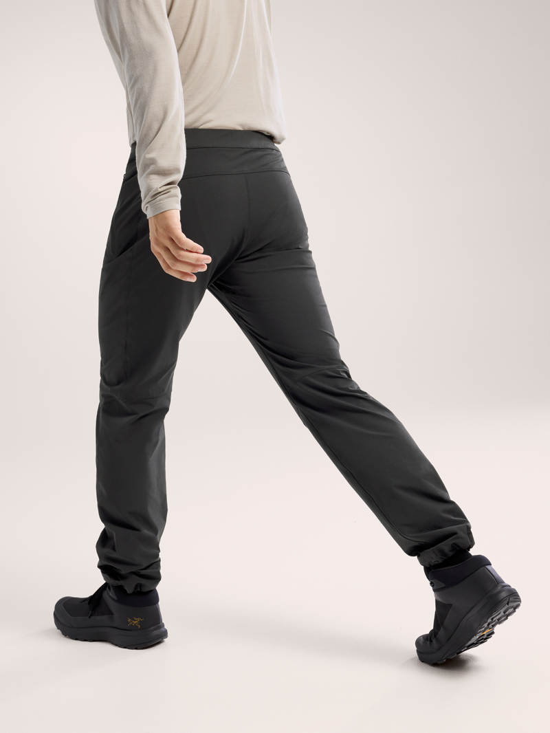 Arc'teryx Men's Gamma Pants in Black-3