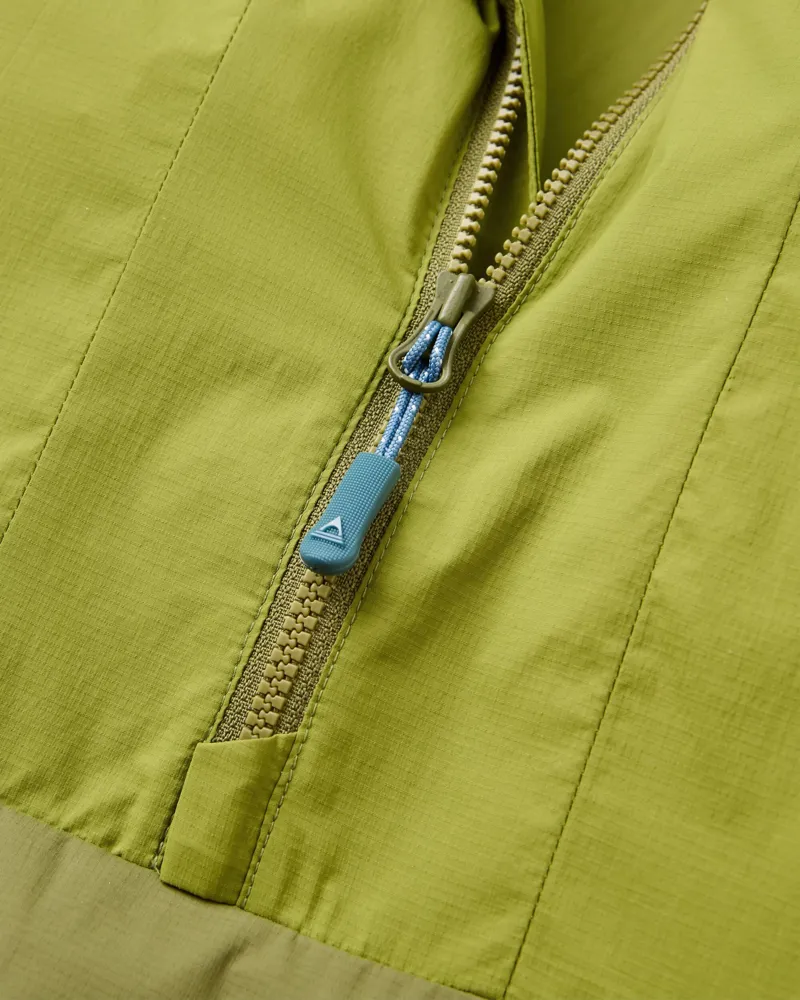 Passenger Men's Gusto Windshell Anorak in Tea Green-4