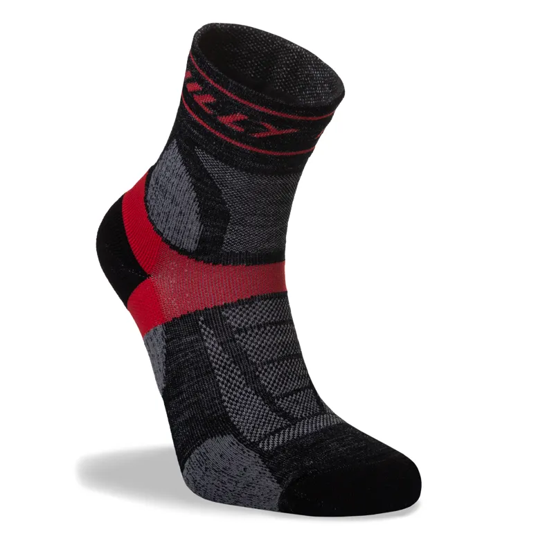 Hilly Trail Anklet Med in Black/Red