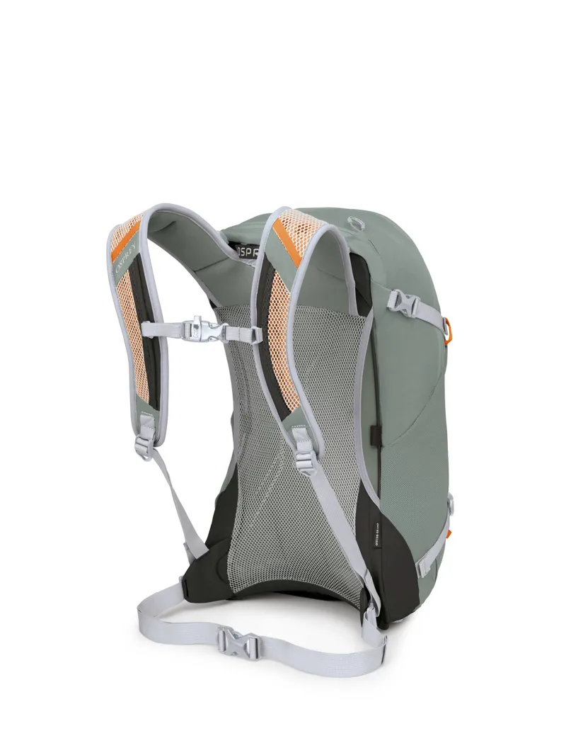 Osprey Hikelite 26 in Pine Leaf Green-2