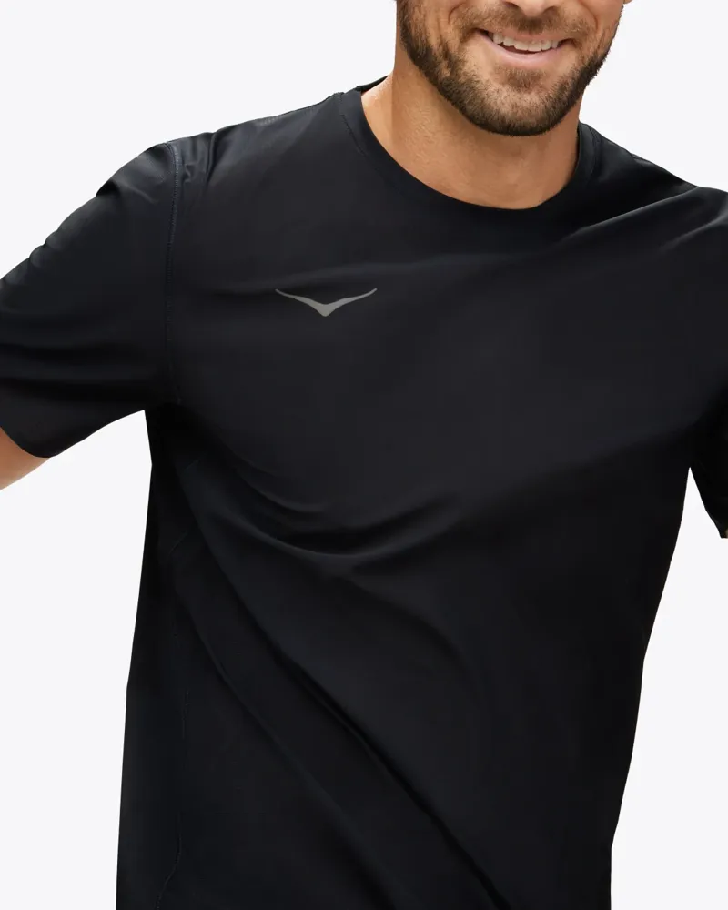 Hoka Men's Airolite Run Tee in Black-3