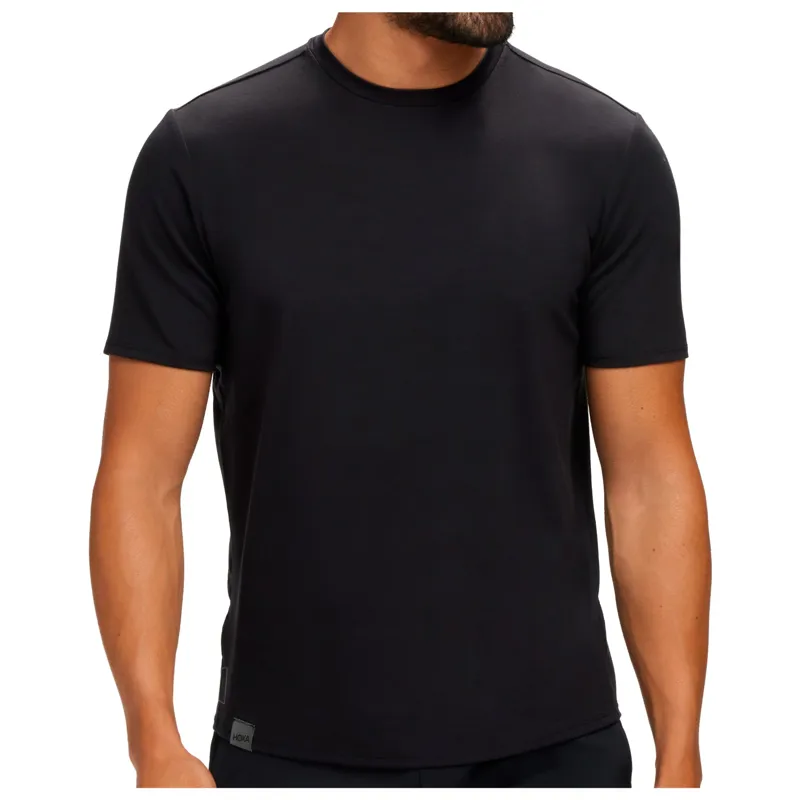 Hoka Men's Essential T-Shirt in Black-1