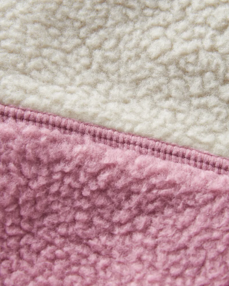 Passenger Women's Home Recycled Sherpa Fleece in Oatmeal/Pink Haze-4