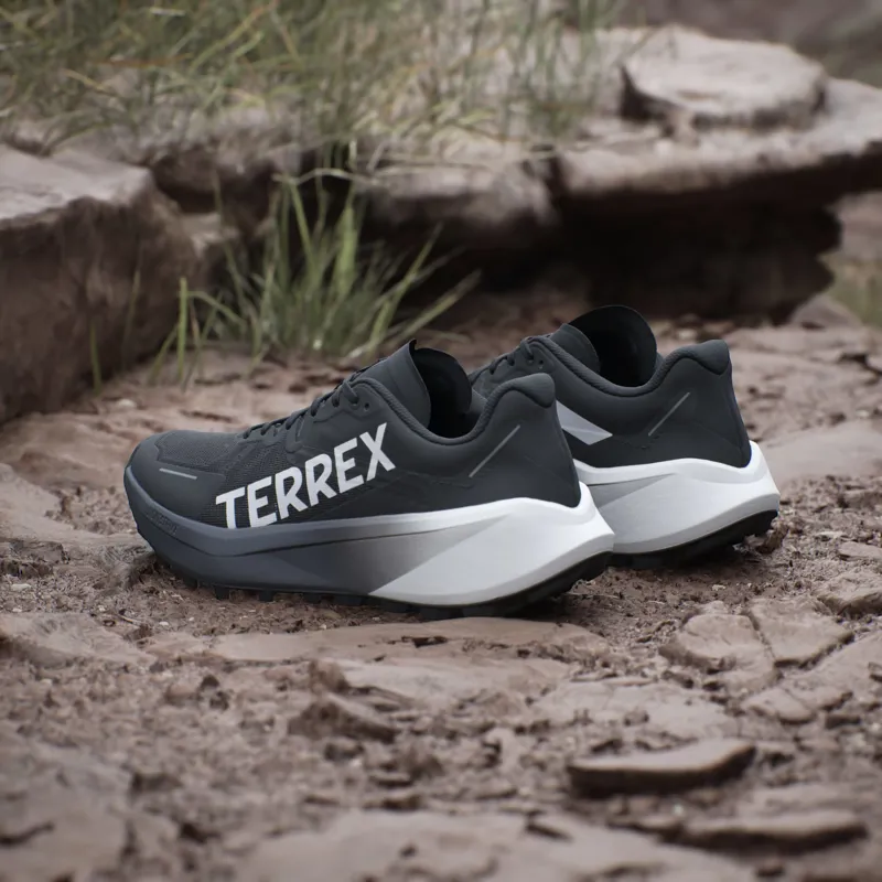 Adidas Women's Terrex Agravic 3 in Black/Grey-12