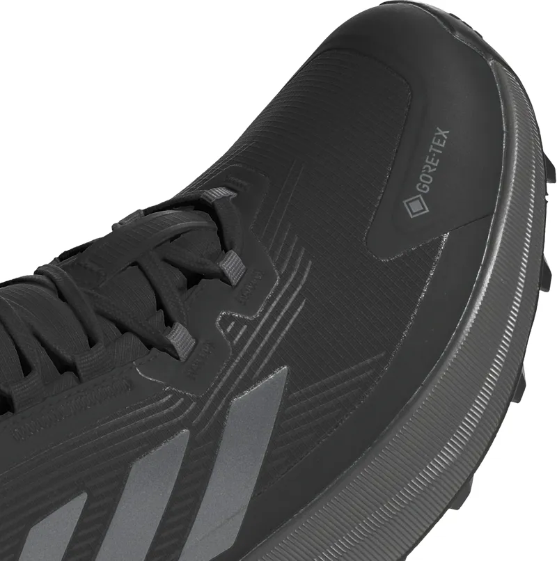 Adidas Men's Terrex Trailmaker 2.0 Mid Gore-Tex Hiking Shoes in Core Black/Carbon/Grey Four-6