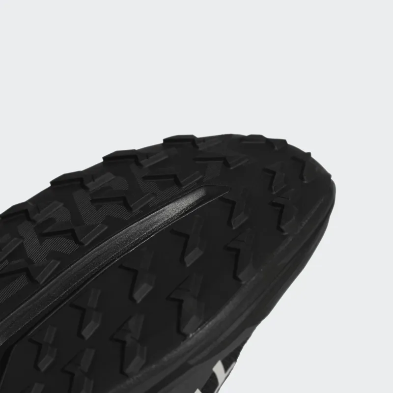 Adidas Men's Terrex Agravic Lite in Black/Grey-7