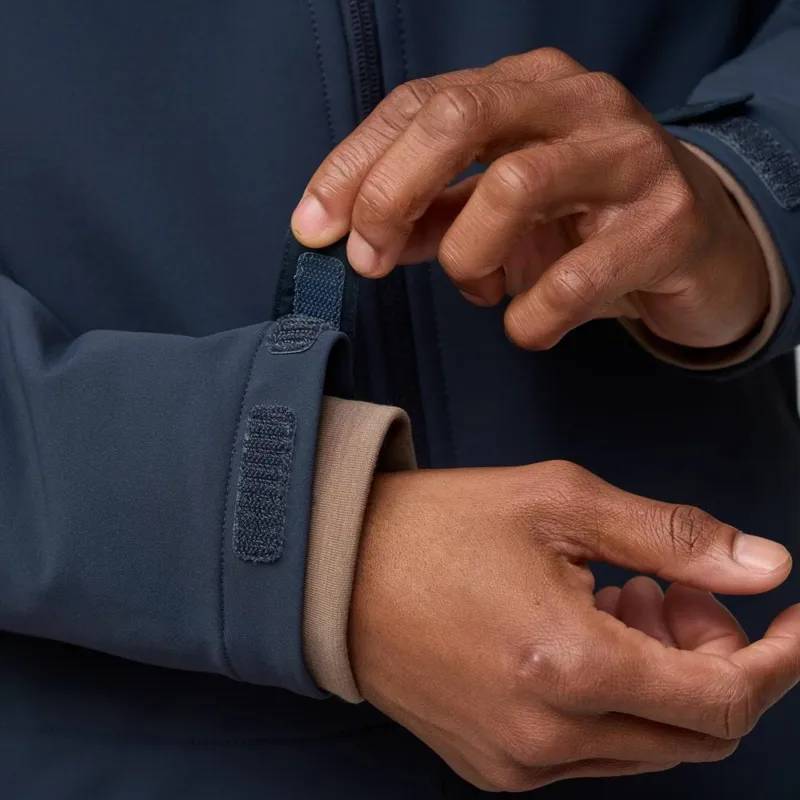 Fjallraven Men's Keb Agile Winter Jacket in Dark Navy-6