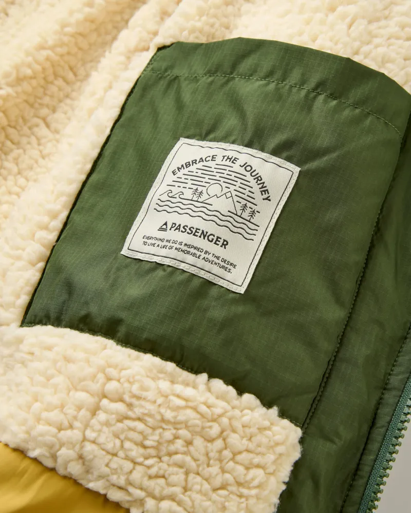 Passenger Women's Kinsey Jacket in Fir Tree-5