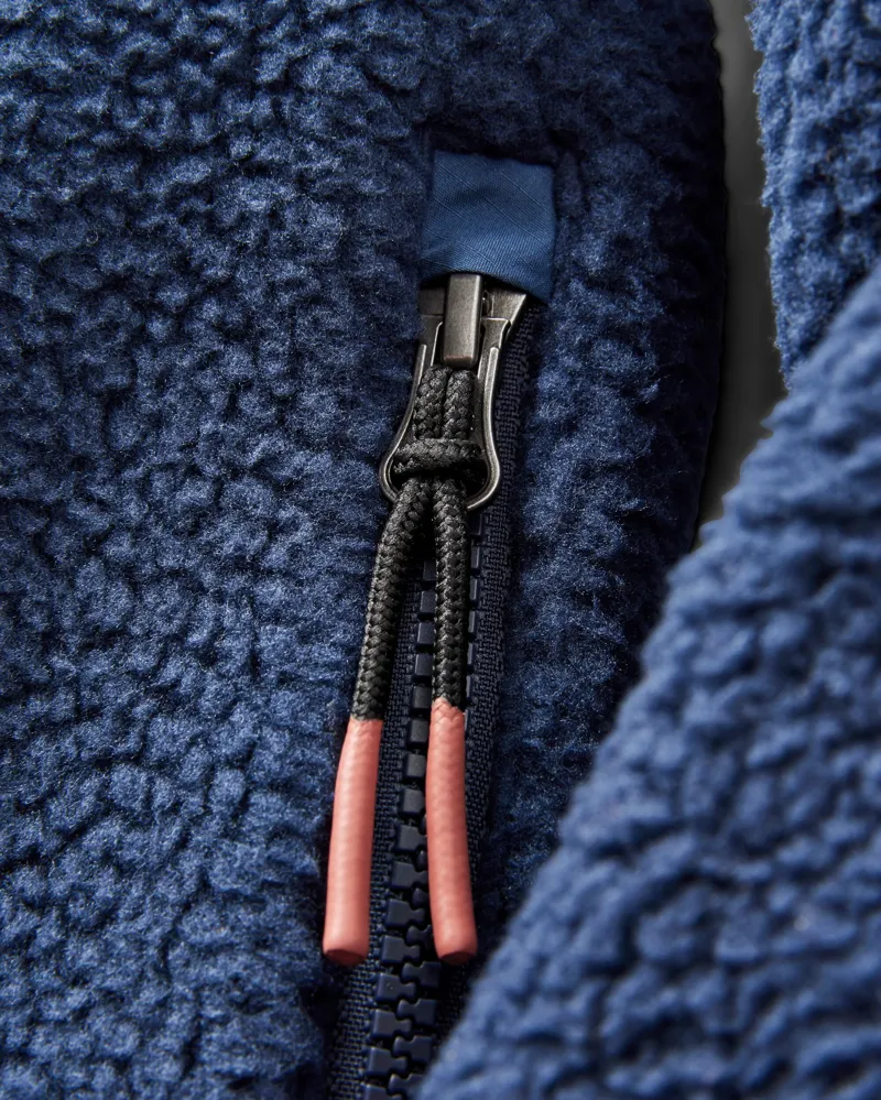 Passenger Men's Offgrid 1/2 Zip Sherpa Fleece in Rich Navy-3